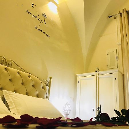 26 Suite Home Ostuni Exterior foto