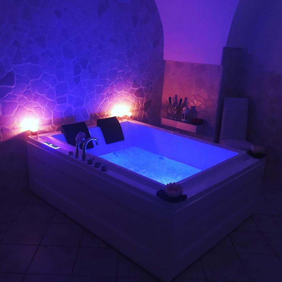 26 Suite Home Ostuni Exterior foto